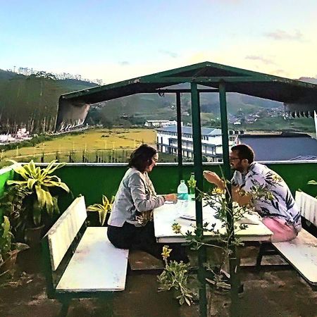 Greenview Holiday Inn Munnar Ngoại thất bức ảnh