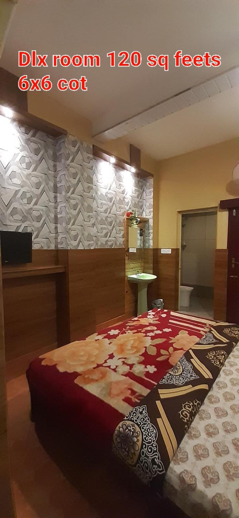 Greenview Holiday Inn Munnar Ngoại thất bức ảnh