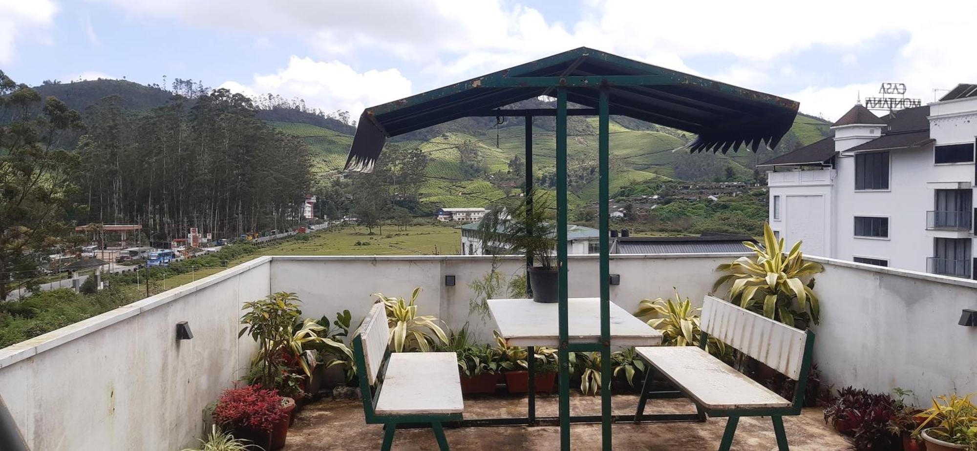Greenview Holiday Inn Munnar Ngoại thất bức ảnh