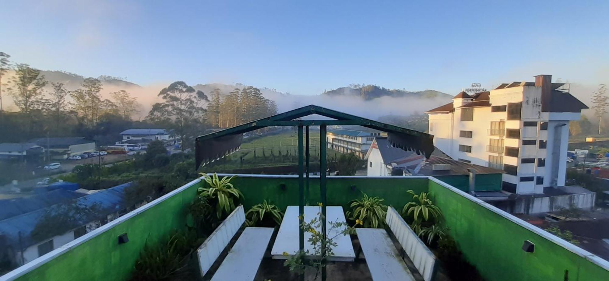 Greenview Holiday Inn Munnar Ngoại thất bức ảnh