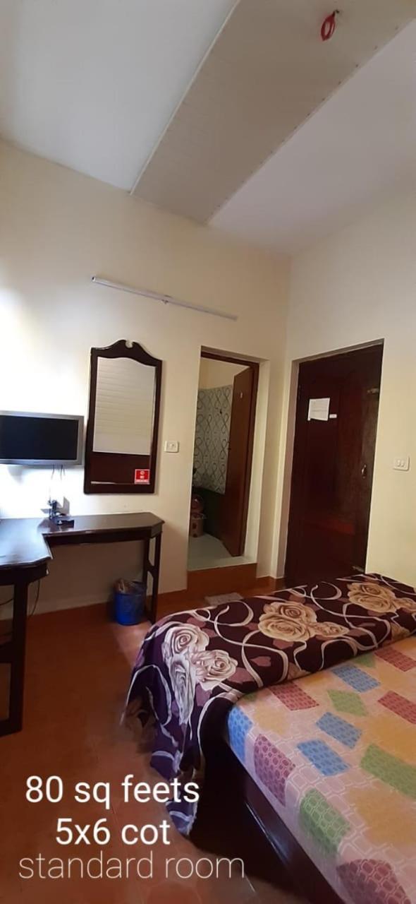 Greenview Holiday Inn Munnar Ngoại thất bức ảnh