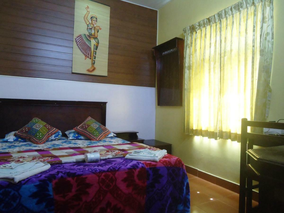 Greenview Holiday Inn Munnar Ngoại thất bức ảnh